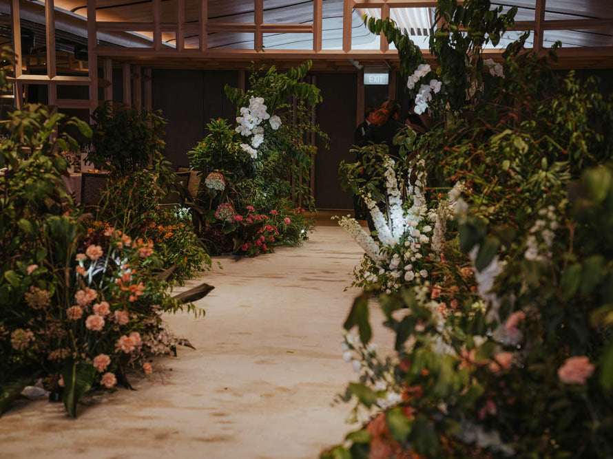 Meandering Wild Forest Theme for ParkRoyal Marina Bay Wedding