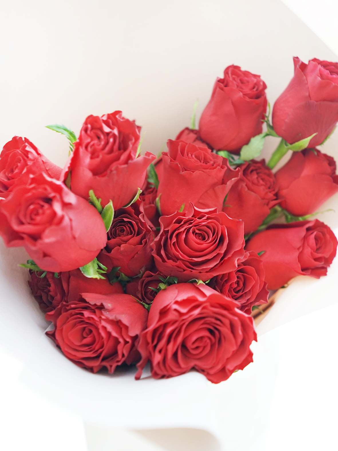Classic Red Roses Flower Bouquet